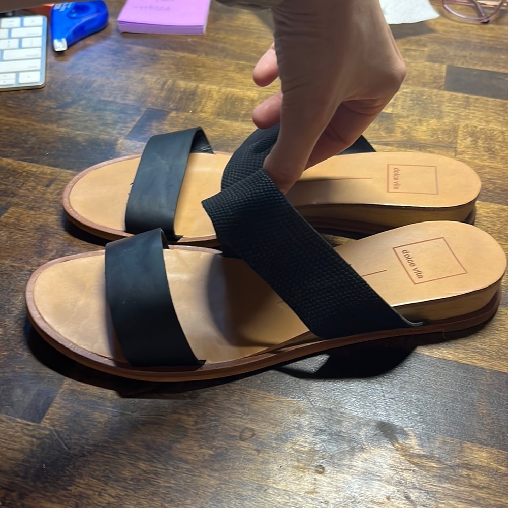 Dolce vita black sandals, in great condition! Size 7.5